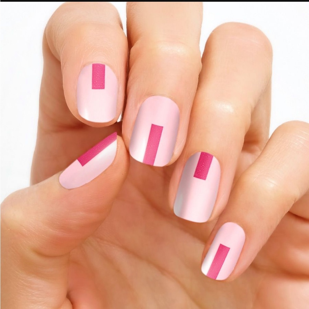 Color Street - Pink Outside the Box
